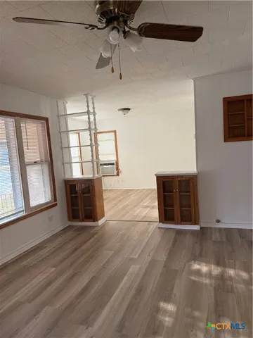 $1,650 | 1321 North Avenue I Avenue, Shiner, TX 77984