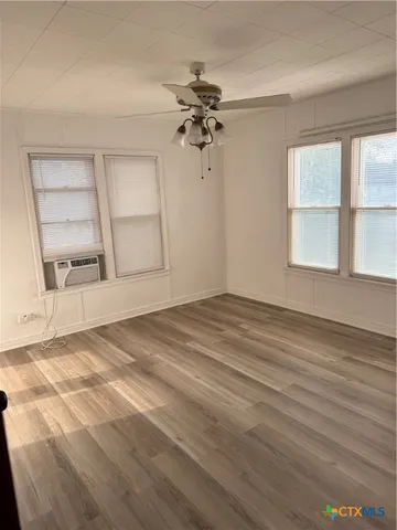 $1,650 | 1321 North Avenue I Avenue, Shiner, TX 77984