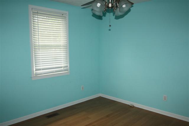 392 Old Bushy Branch Road Manchester, TN 37355 - Photo 8 of 10 Gallery Image 8