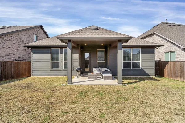 $2,500 | 1404 Arrowwood Drive, Aubrey, TX 76227
