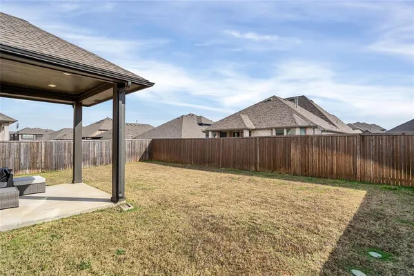 $2,500 | 1404 Arrowwood Drive, Aubrey, TX 76227