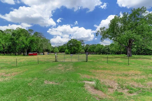 $250,000 | 350 Old Galveston Road, Alvin, TX 77511