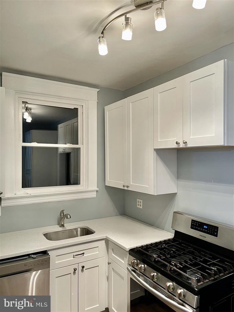 643 North Bend Road Baltimore, MD 21229 - Photo 7 of 29