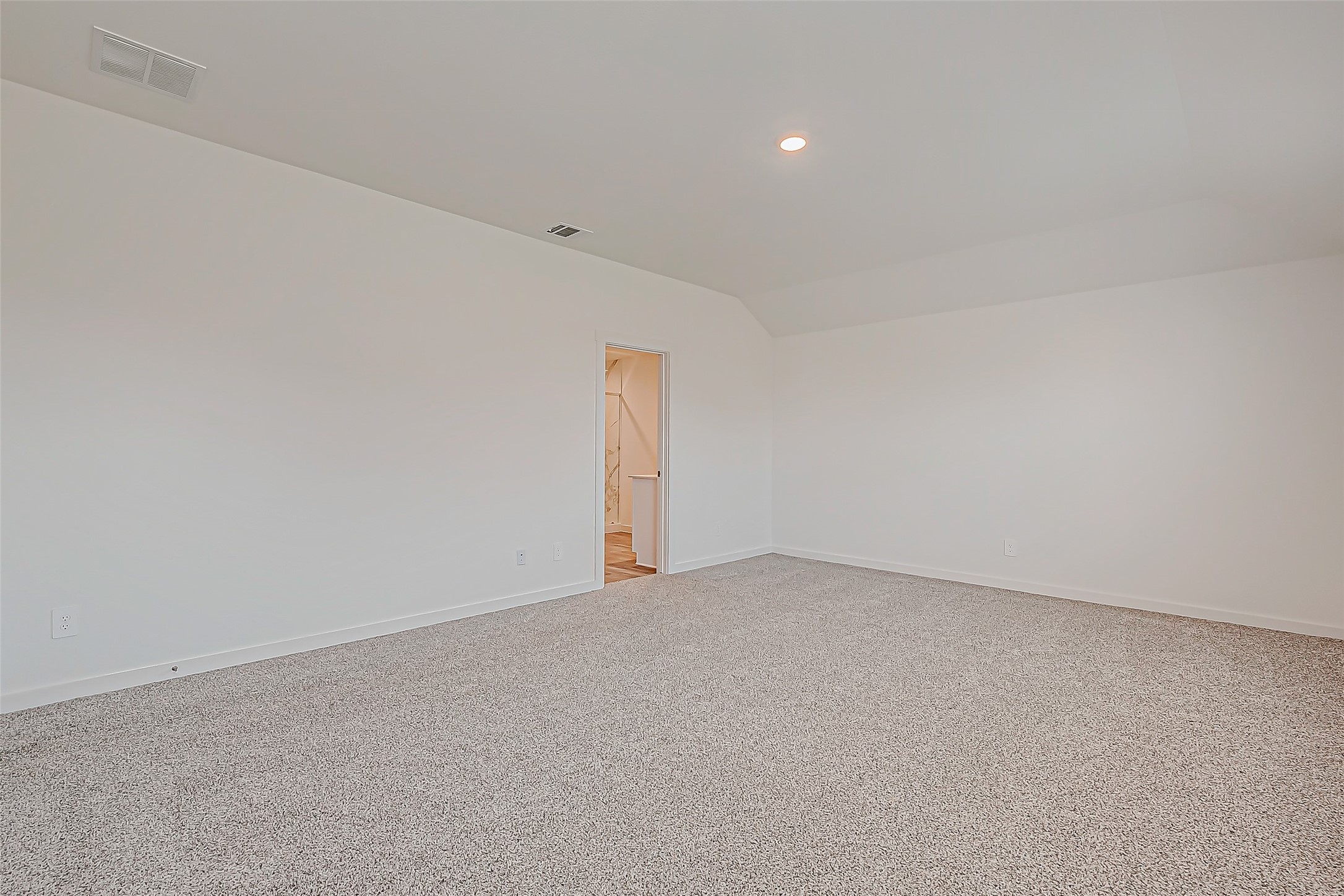 6108 Ryon Falls Drive Rosenberg, TX 77469 - Photo 27 of 39 a view of an empty room