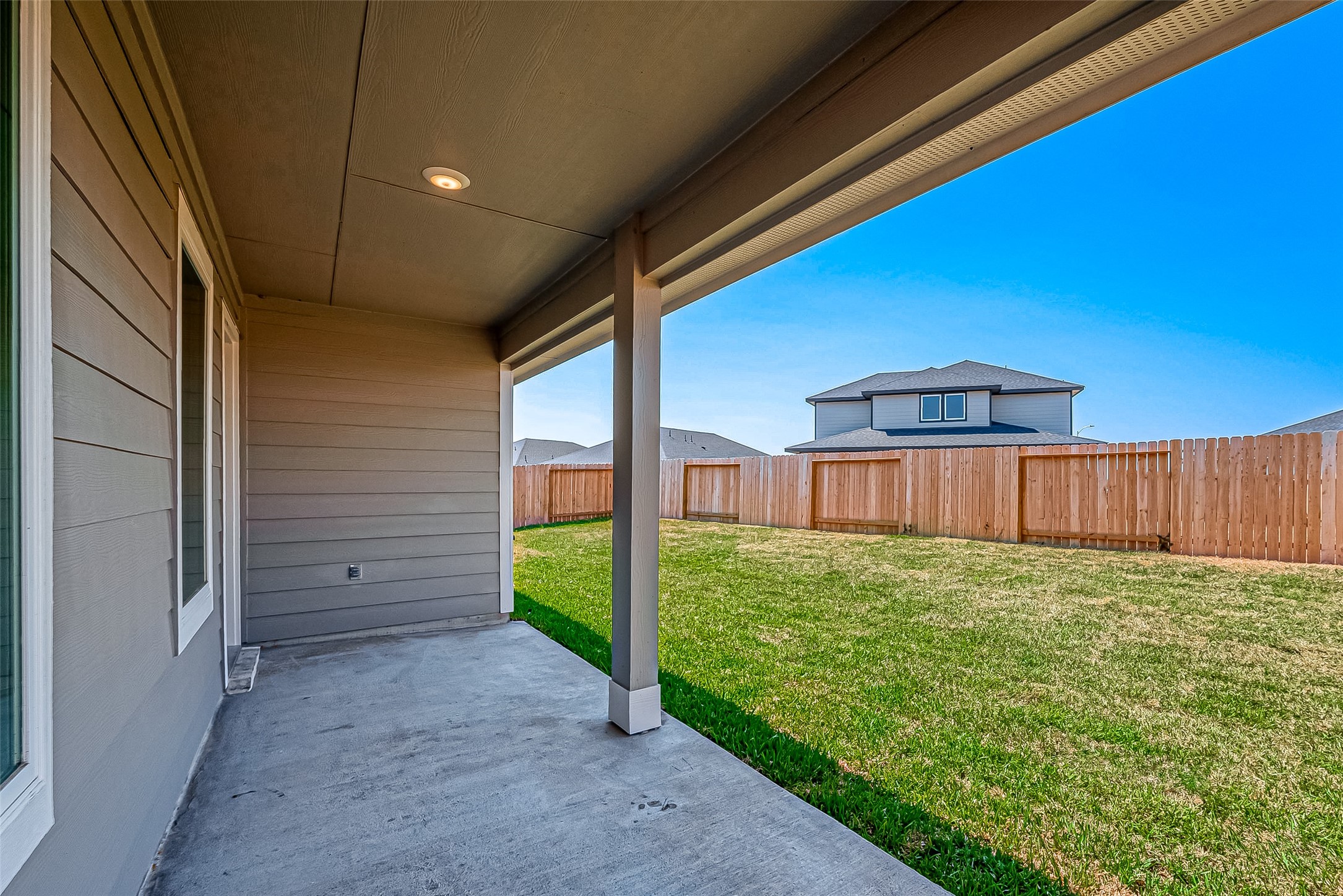 6108 Ryon Falls Drive Rosenberg, TX 77469 - Photo 33 of 39 a view of a backyard