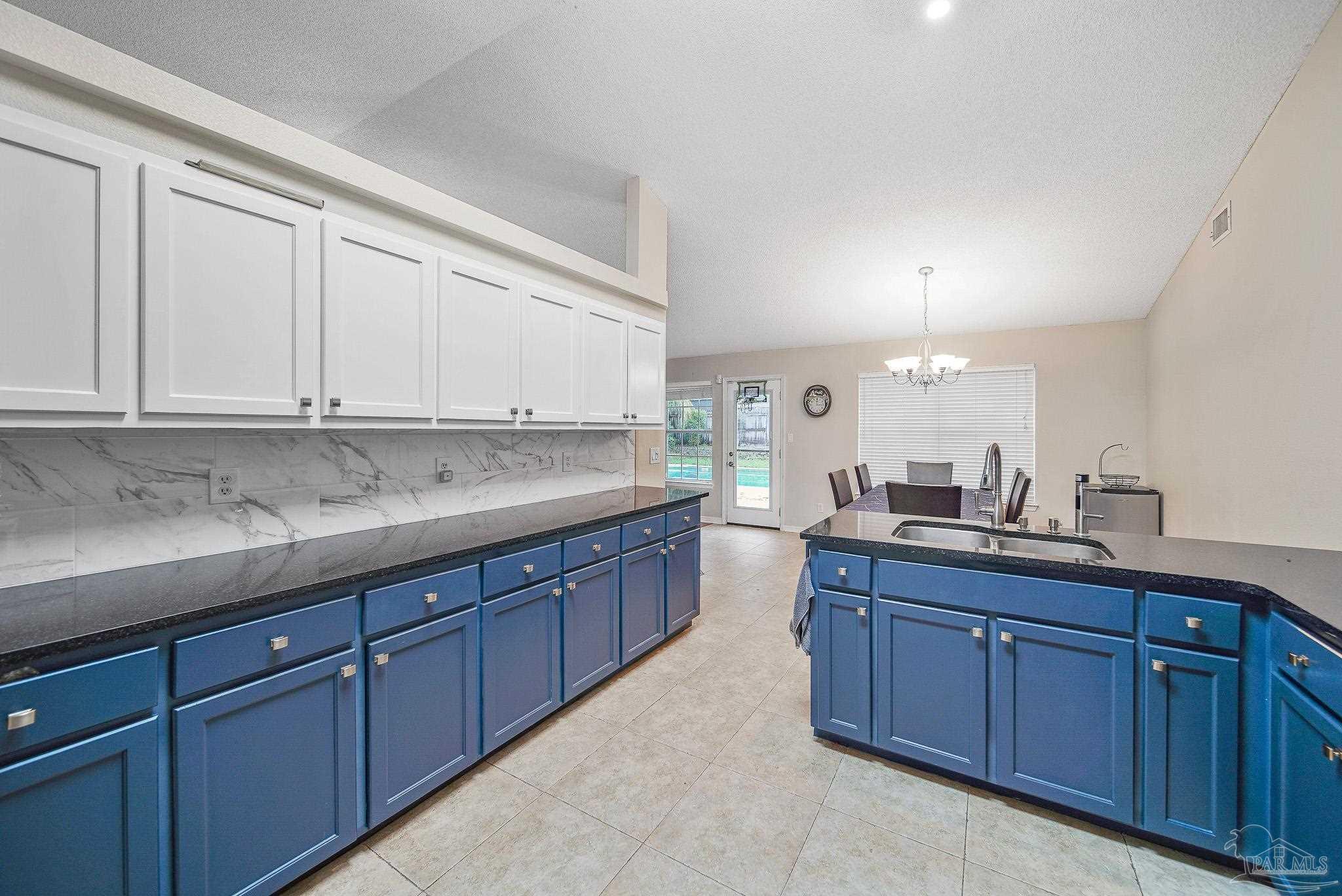 5975 Ridgeview Drive Milton, FL 32570 - Photo 7 of 42