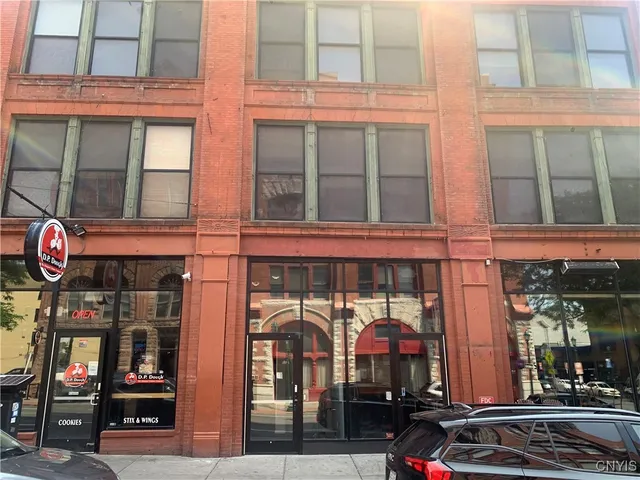 $1,100 | 317 South Clinton Street, Unit 2E, Syracuse, NY 13202