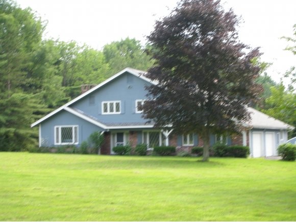 461 Mammoth Road Londonderry, NH 03053 - Photo 1 of 1