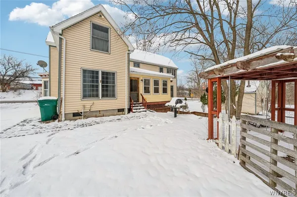 $490,000 | 403 North Main Street, Holland, NY 14080