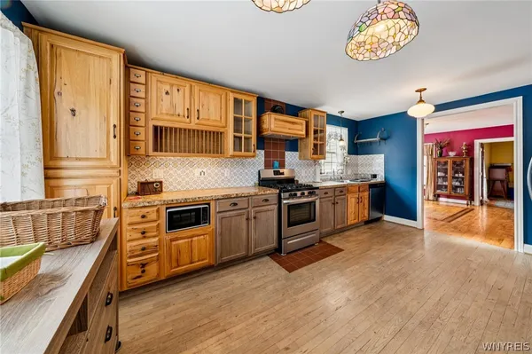 $490,000 | 403 North Main Street, Holland, NY 14080