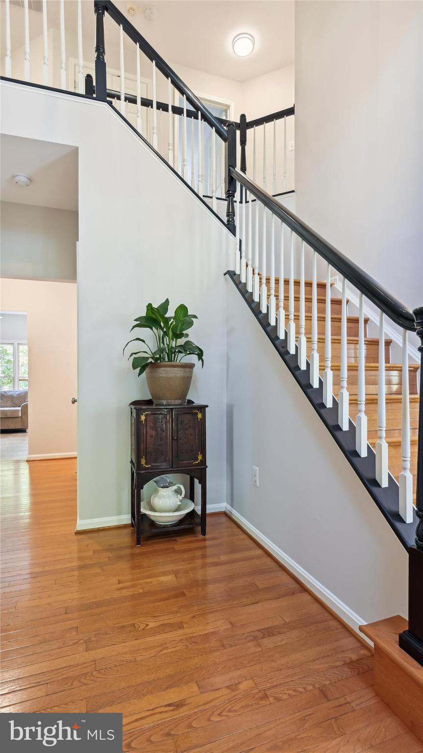 42844 Corning Way Ashburn, VA 20147 - Photo 2 of 62