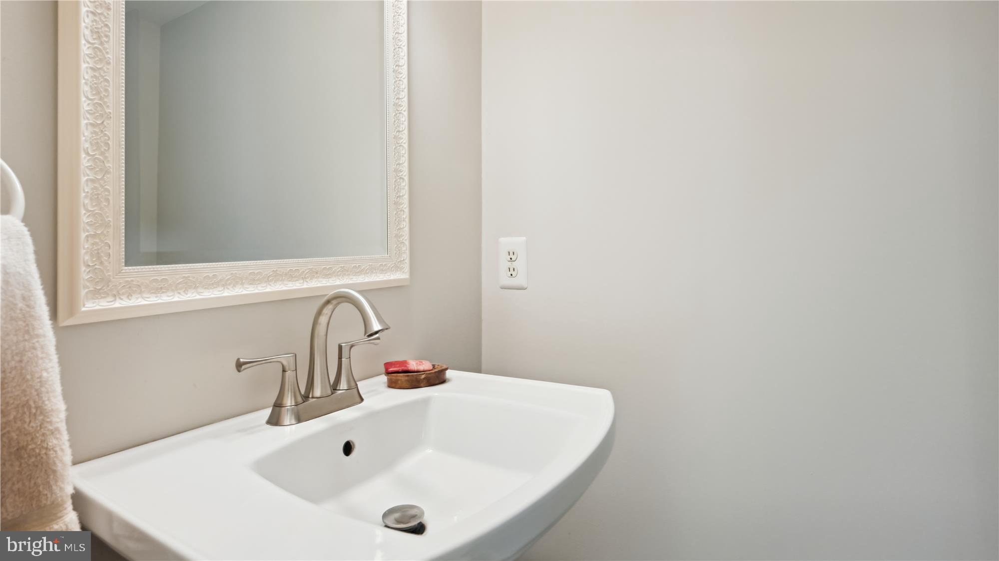 42844 Corning Way Ashburn, VA 20147 - Photo 23 of 62