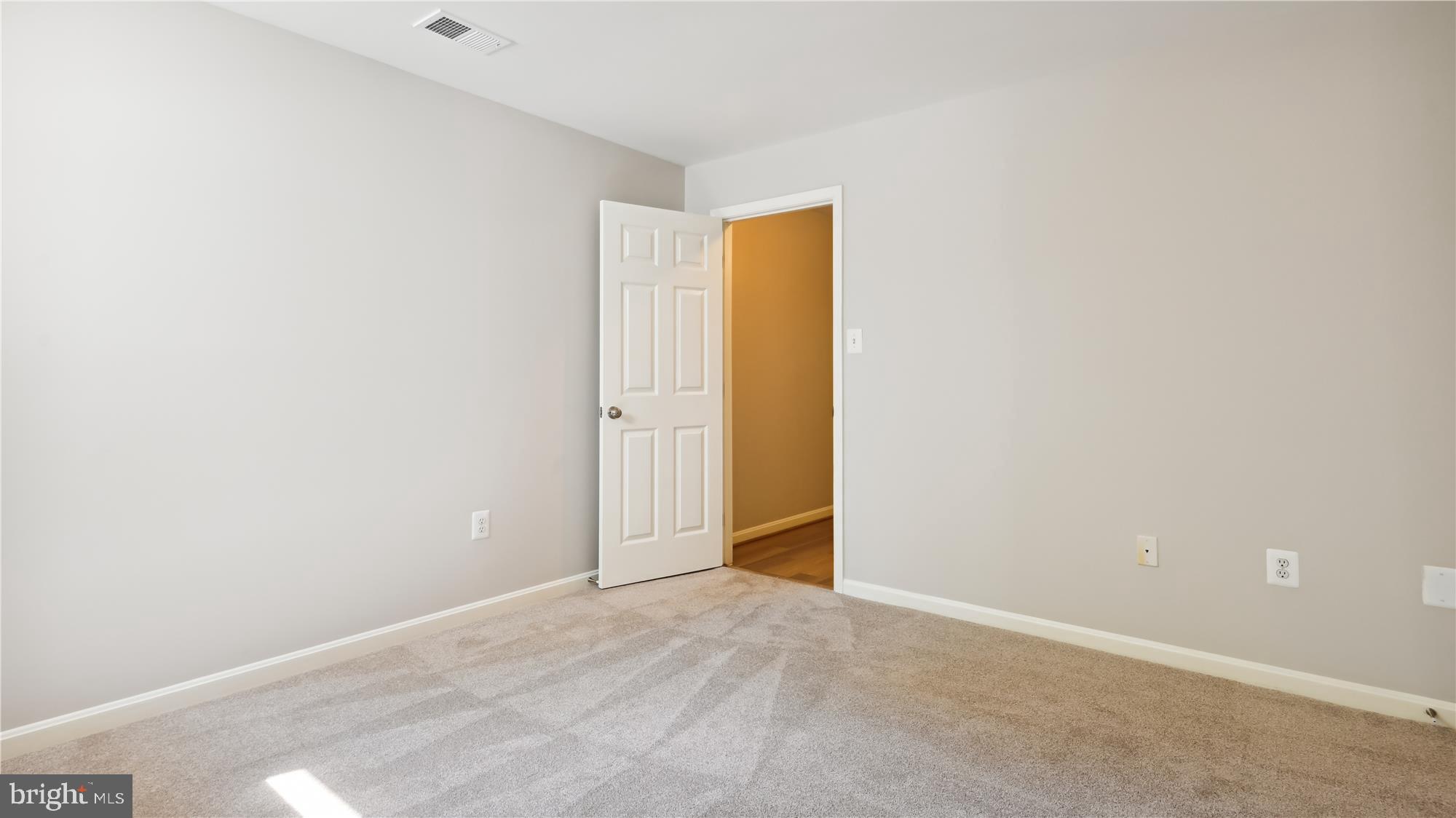 42844 Corning Way Ashburn, VA 20147 - Photo 43 of 62