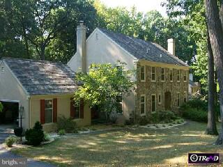 574 Berwyn Baptist Road Devon, PA 19333 - Photo 1 of 6