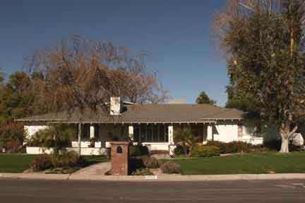 402 East Lamar Road Phoenix, AZ 85012 - Photo 1 of 1 Primary Photo