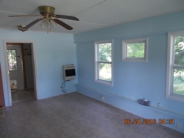 522 Bennett Hill Road Red Boiling Springs, TN 37150 - Photo 16 of 23 a view of a livingroom with a window
