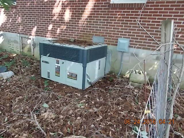 522 Bennett Hill Road Red Boiling Springs, TN 37150 - Photo 7 of 23 a view of a brick wall