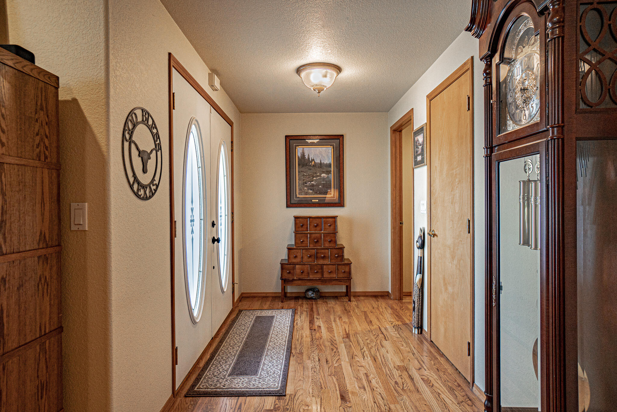 915 Amanda Way Central Point, OR 97502 - Photo 17 of 36 DSC02574-HDR