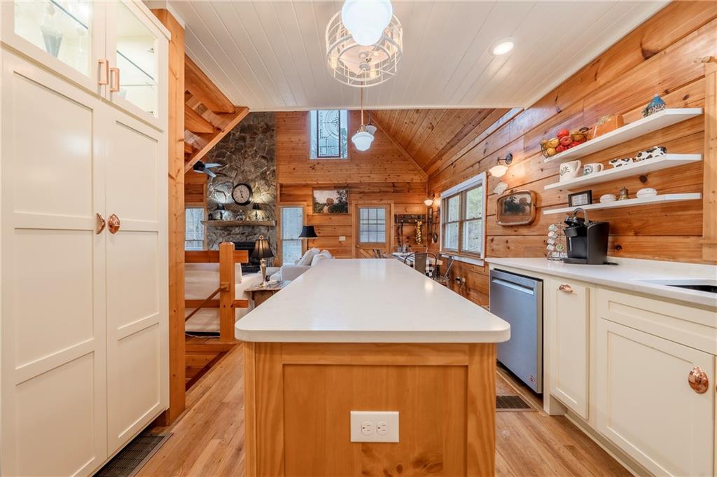 161 Walkabout Creek Road Morganton, GA 30560 - Photo 15 of 56