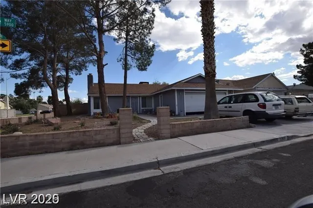 $429,000 | 5901 West Oceanside Way, Las Vegas, NV 89108