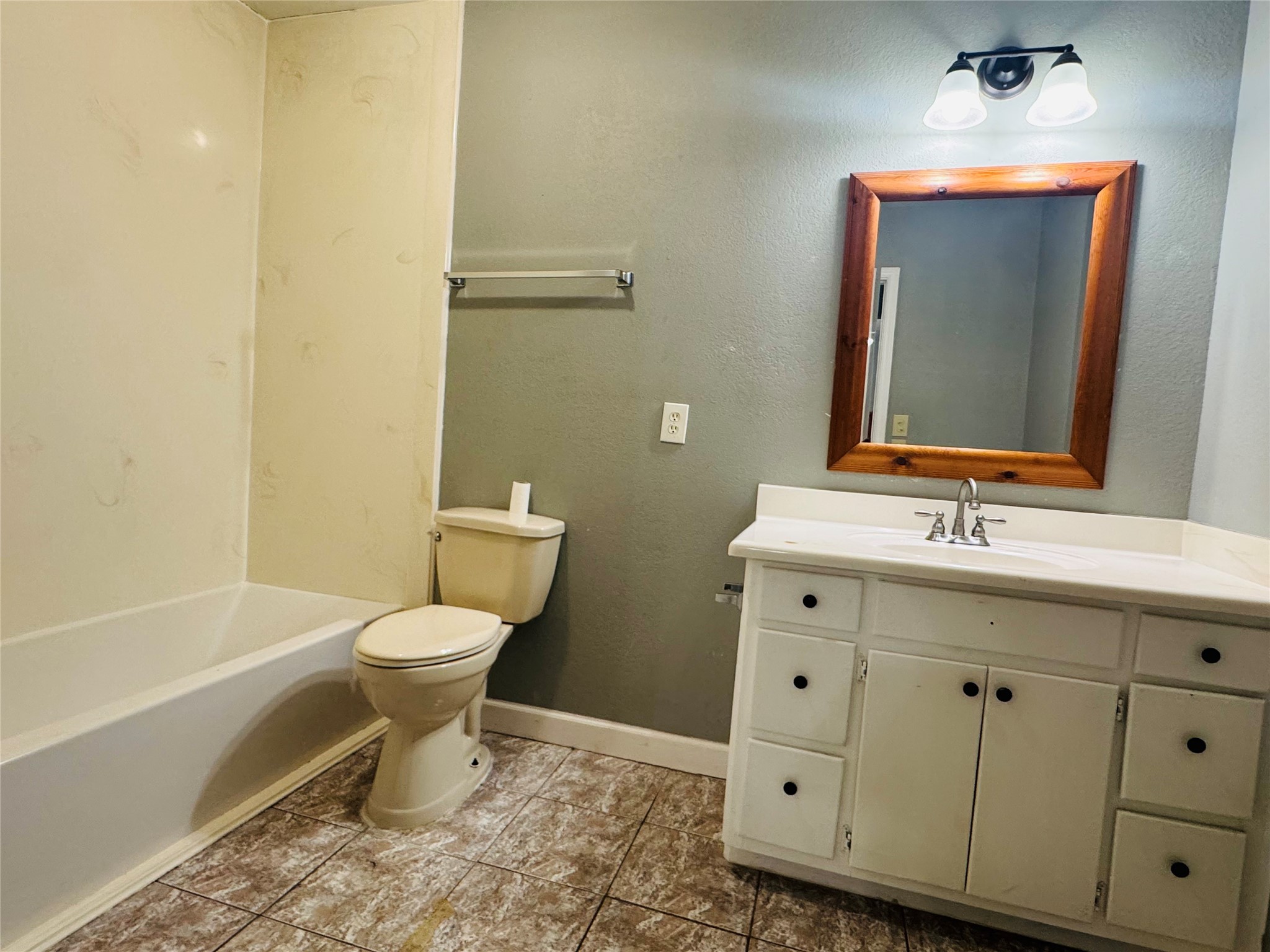 2308 Bennington Street Houston, TX 77093 - Photo 15 of 25
