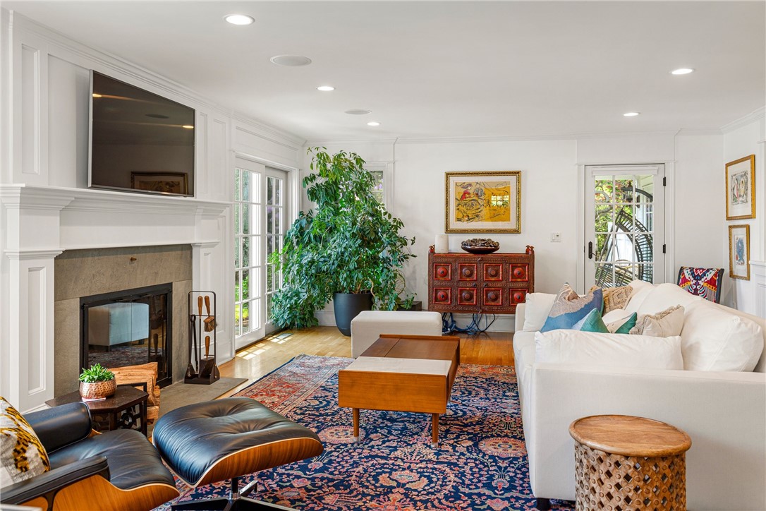 204 Rumstick Road Barrington, RI 02806 - Photo 6 of 48