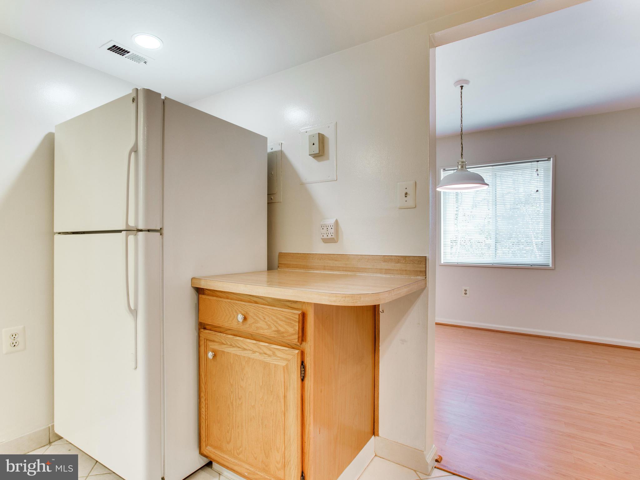 1523 Northgate Square, Unit 1B Reston, VA 20190 - Photo 14 of 30 Kitchen