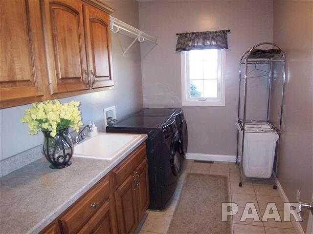 5375 Broadway Road Groveland, IL 61535 - Photo 3 of 31