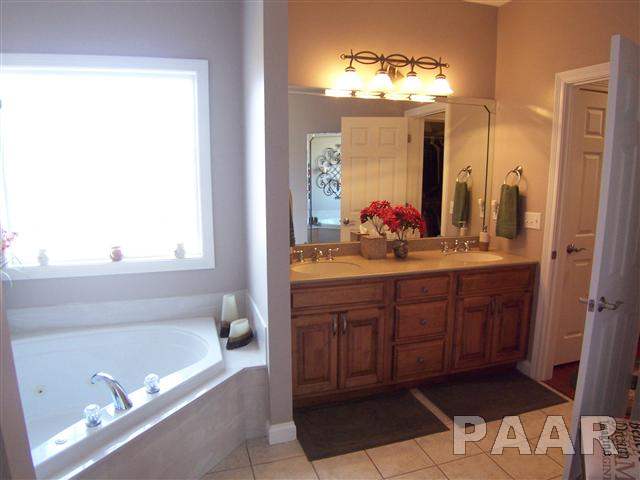 5375 Broadway Road Groveland, IL 61535 - Photo 7 of 31