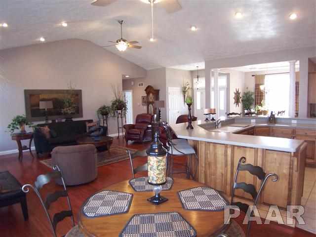 5375 Broadway Road Groveland, IL 61535 - Photo 8 of 31