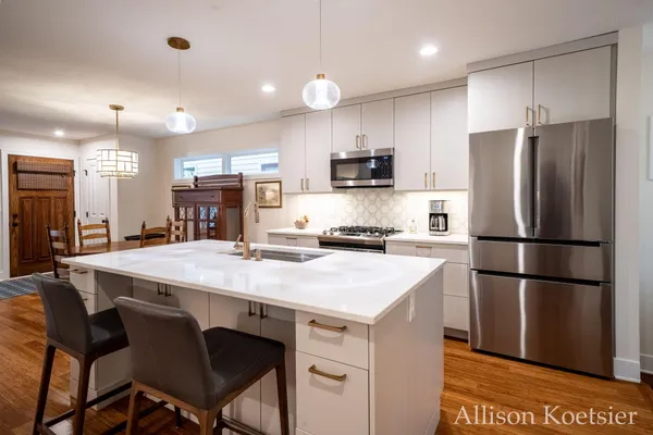 $530,000 | 918 Blodgett Street Southeast, Grand Rapids, MI 49506
