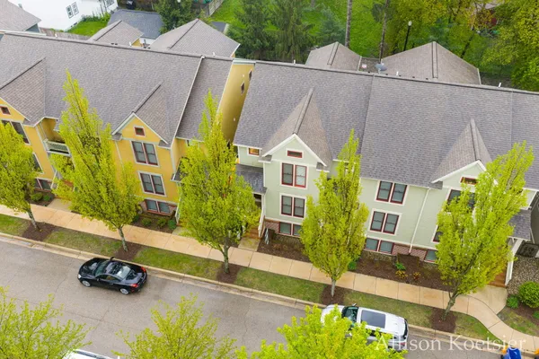 $530,000 | 918 Blodgett Street Southeast, Grand Rapids, MI 49506