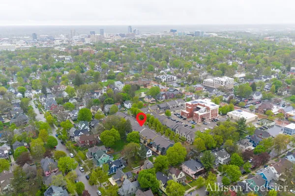 $530,000 | 918 Blodgett Street Southeast, Grand Rapids, MI 49506