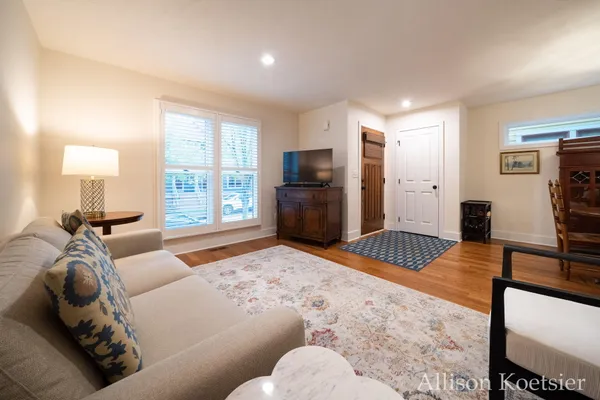 $530,000 | 918 Blodgett Street Southeast, Grand Rapids, MI 49506
