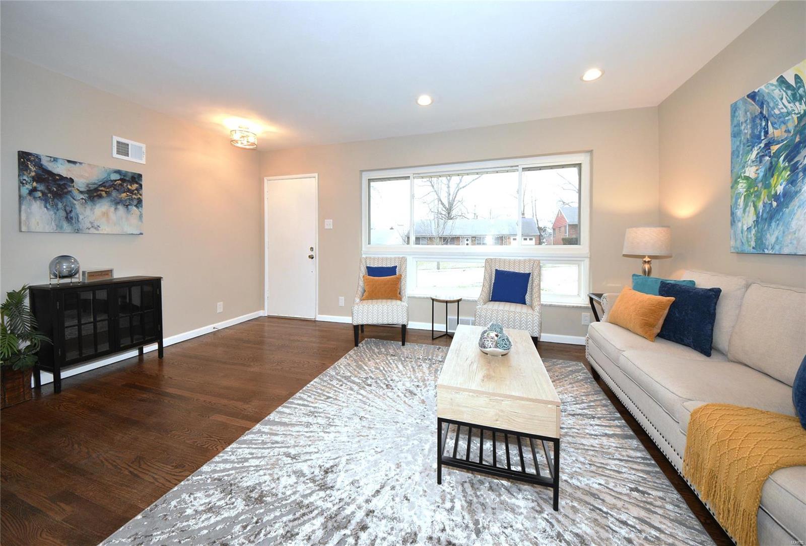 1008 Chartres Avenue St. Louis, MO 63132 - Photo 3 of 17