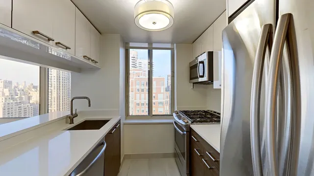 $9,506 | 240 East 86th Street, Unit 23D | Upper East Side