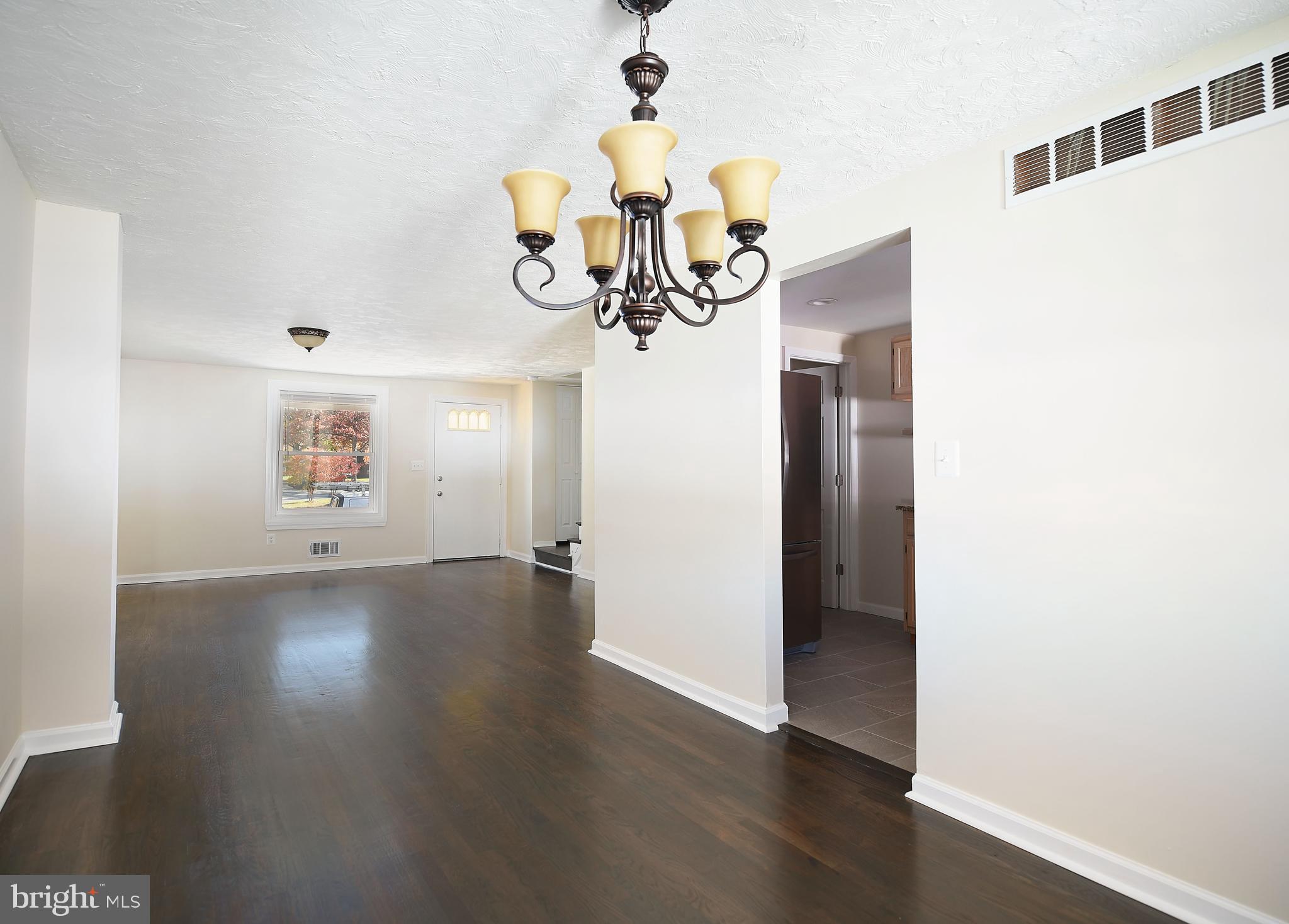1038 Middleborough Road Baltimore, MD 21221 - Photo 11 of 39 Dining Room
