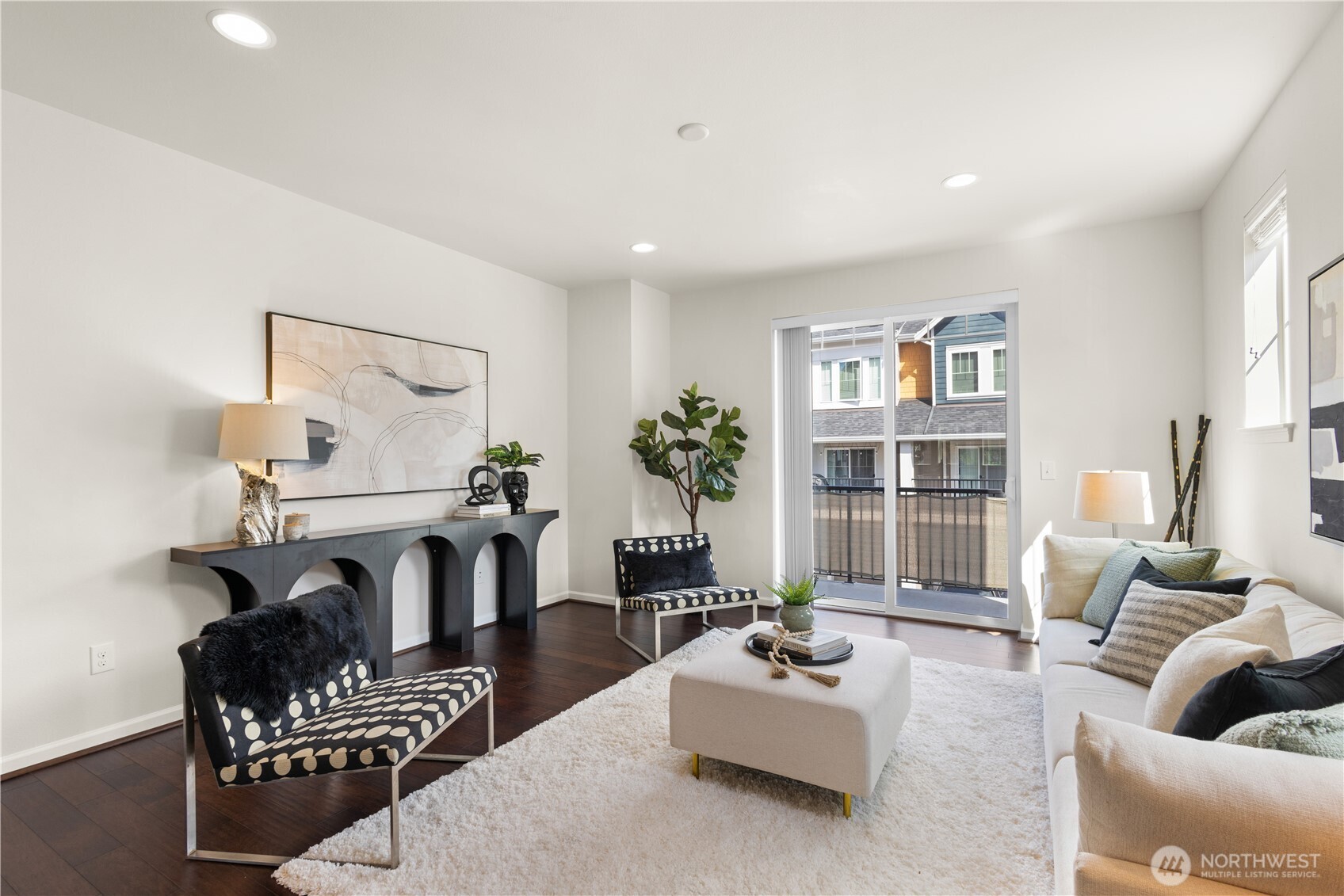 3280 Southwest Graham Street, Unit 601 Seattle, WA 98126 - Photo 15 of 34