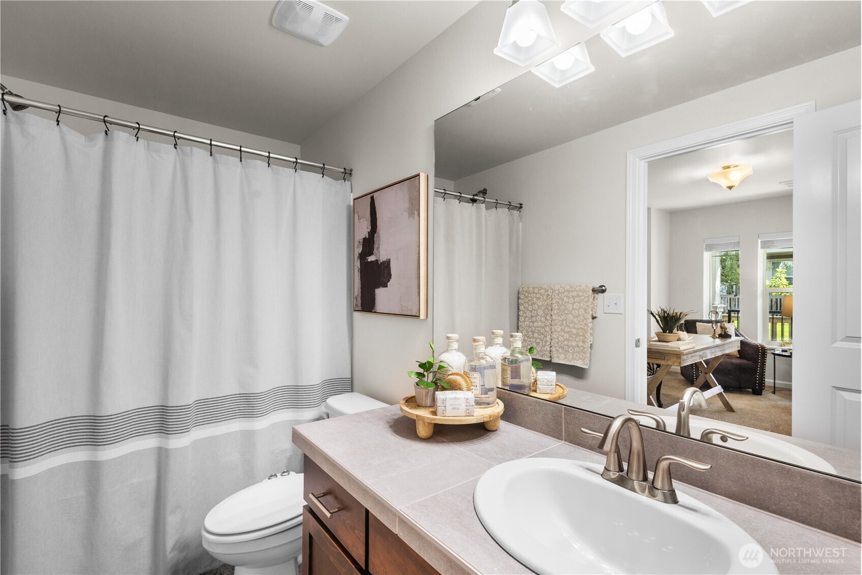 3280 Southwest Graham Street, Unit 601 Seattle, WA 98126 - Photo 7 of 34