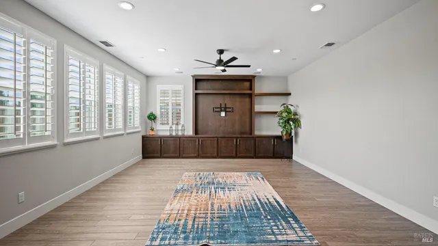 $940,000 | 1453 Oak Circle, Rohnert Park, CA 94928