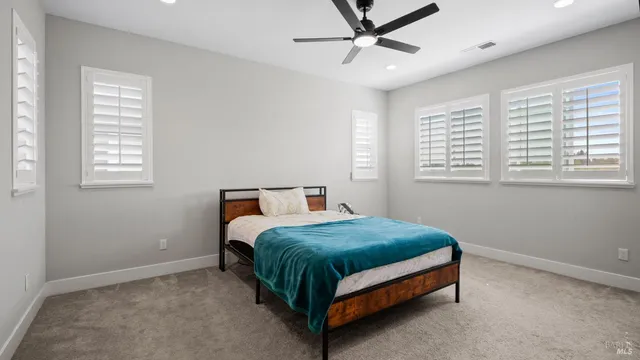 $940,000 | 1453 Oak Circle, Rohnert Park, CA 94928