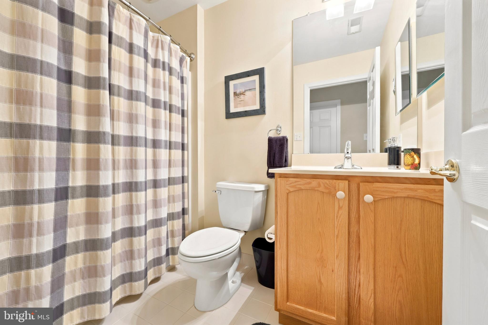 17 Brentwood Road Boothwyn, PA 19061 - Photo 22 of 26 Second floor hall bath