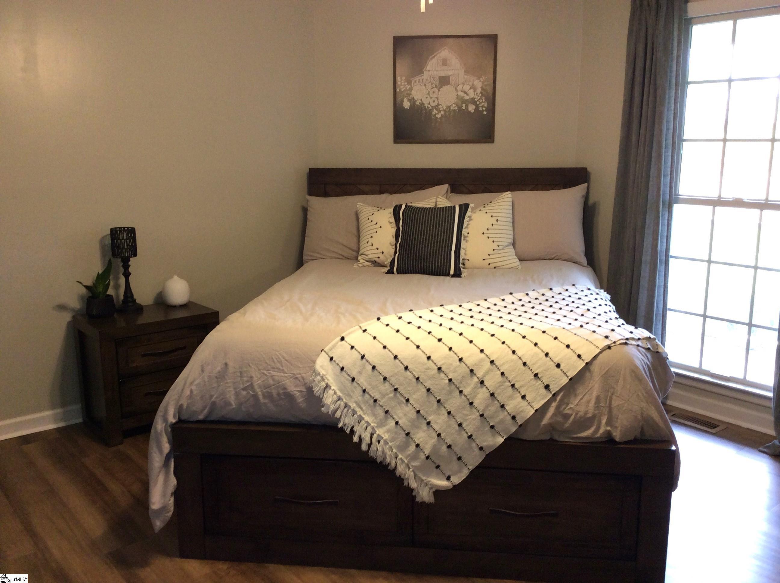 311 Double Bridge Road Boiling Springs, SC 29316 - Photo 7 of 30