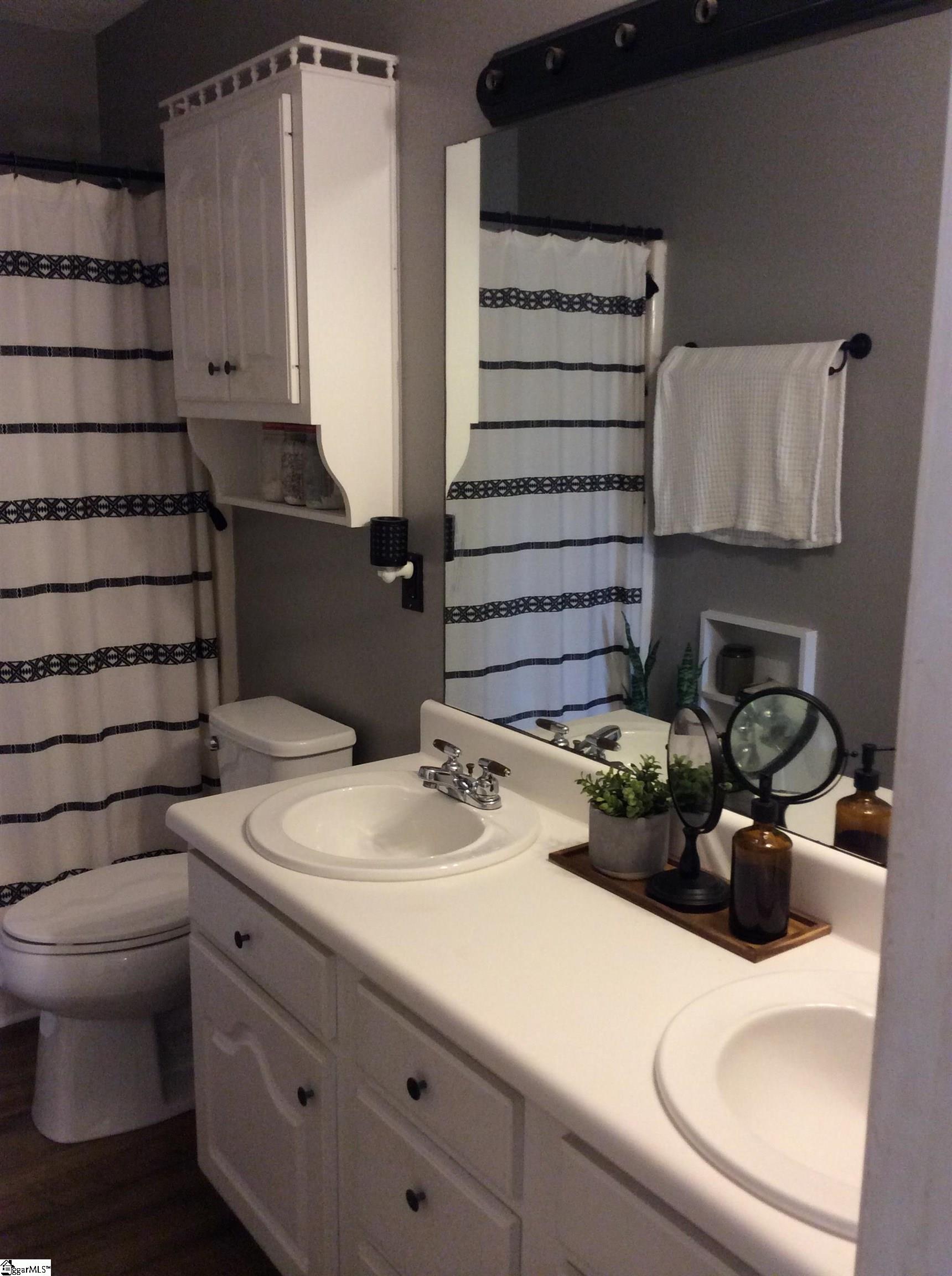 311 Double Bridge Road Boiling Springs, SC 29316 - Photo 10 of 30