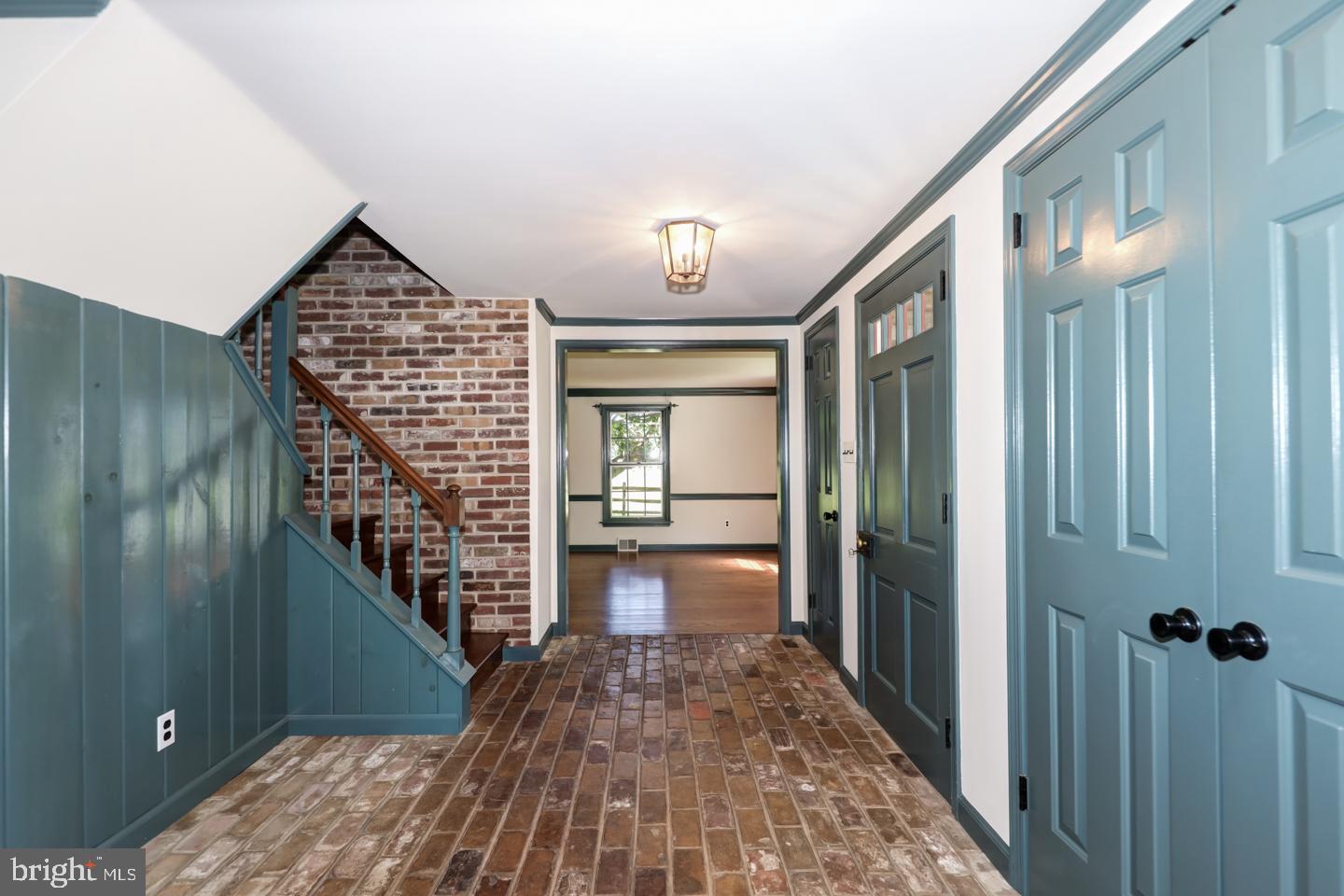 722 Sugartown Road Malvern, PA 19355 - Photo 6 of 25 Gallery Image 6