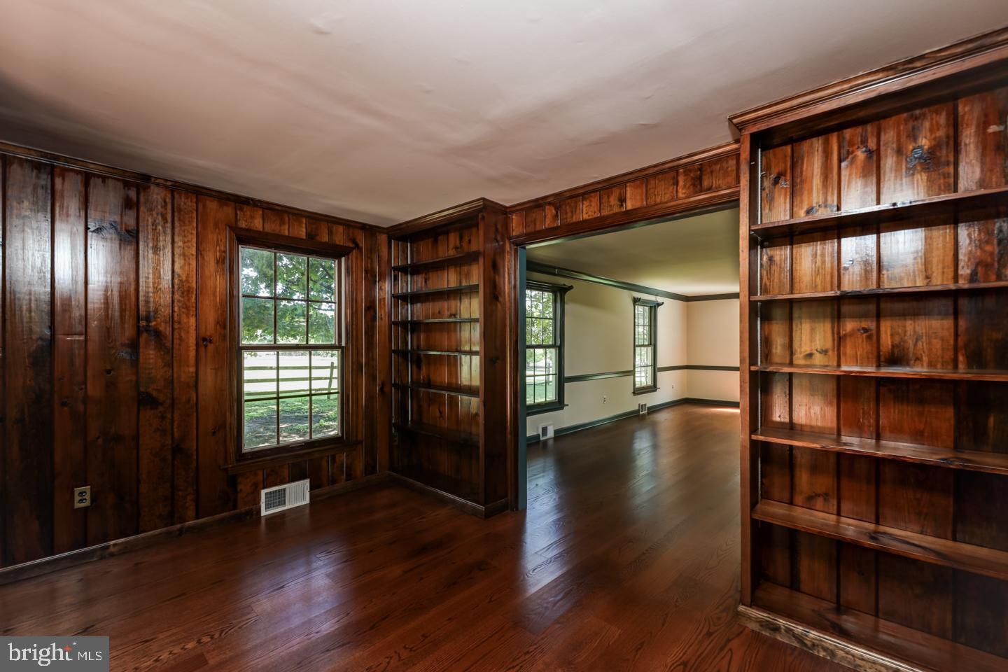 722 Sugartown Road Malvern, PA 19355 - Photo 8 of 25 Gallery Image 8