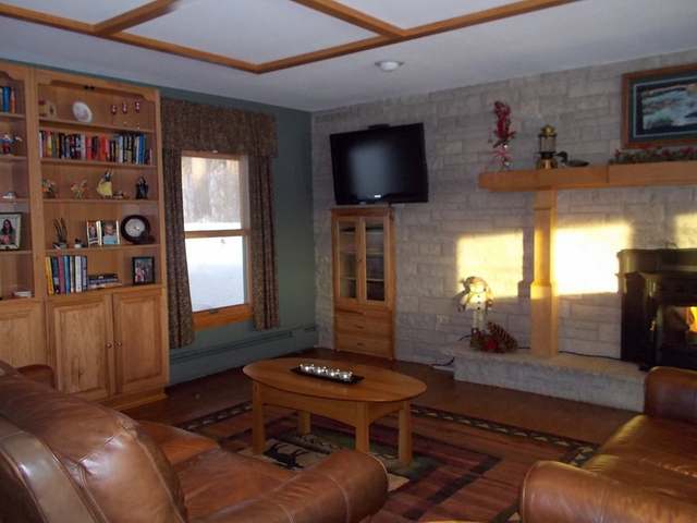 6005 Forest Lane Rhinelander, WI 54501 - Photo 4 of 20 Gallery Image 4