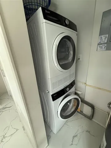 $239,900 | 2400 Northeast 9th Street, Unit 501, Fort Lauderdale, FL 33304