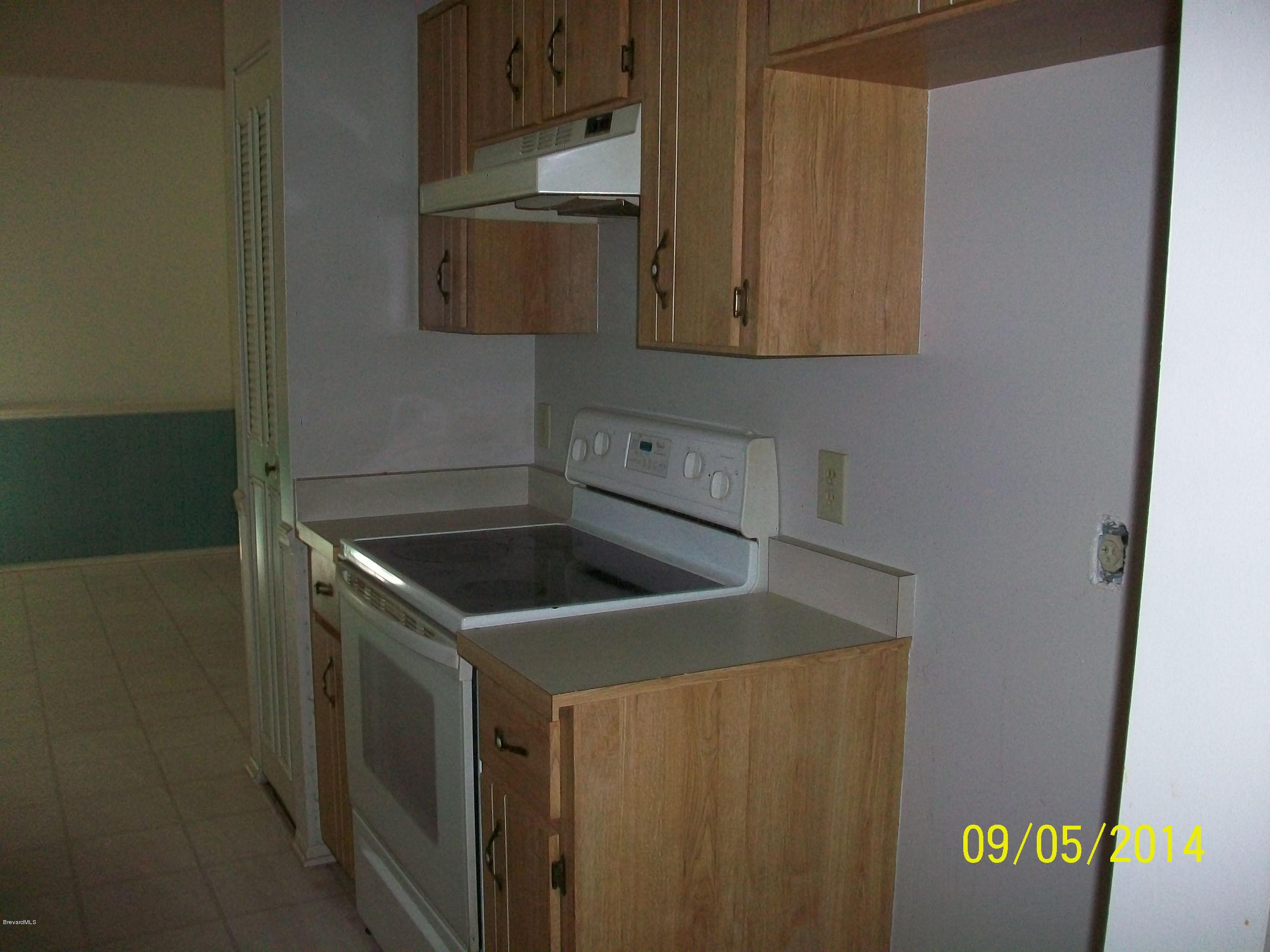 1350 Gerry Road Southwest Palm Bay, FL 32908 - Photo 6 of 20 09052014 018