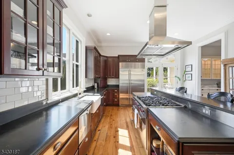 $1,799,000 | 21 Franklin Place, Morristown, NJ 07960